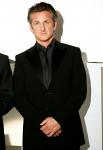 Sean Penn Shows Up in Haiti to Aid Earthquake Victims