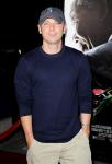 Kenny Chesney Puts Career Aside to Give More Time to New Love