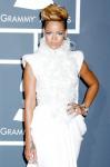 Rihanna Prefers Adopting to Giving Birth