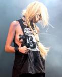 Flashing Breasts, Taylor Momsen Avoids Nip Slip With Electrical Tape