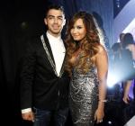 Demi Lovato Friendly With Joe Jonas at MTV VMAs, Calls Ashley Greene Her Friend