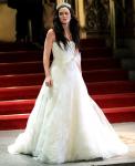 Leighton Meester Is Anxious Bride in New 'Gossip Girl' Photo
