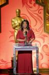 Oprah Winfrey Breaks Down in Tears When Receiving Honorary Oscar