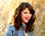 Video Premiere: Selena Gomez's 'Hit the Lights'