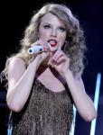 Video: Taylor Swift Performs New 'Hunger Games' Song 'Eyes Open'