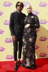 Wiz Khalifa and Amber Rose Announce Pregnancy at MTV VMAs Red Carpet