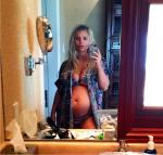 Jessica Simpson Shows Off Baby Bump in a Bikini
