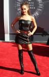 Ariana Grande Slams Rumors Saying She Hopes Her Fans 'F***ing Die'