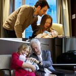 Chelsea, Bill and Hillary Clinton Debut Photos of Baby Charlotte