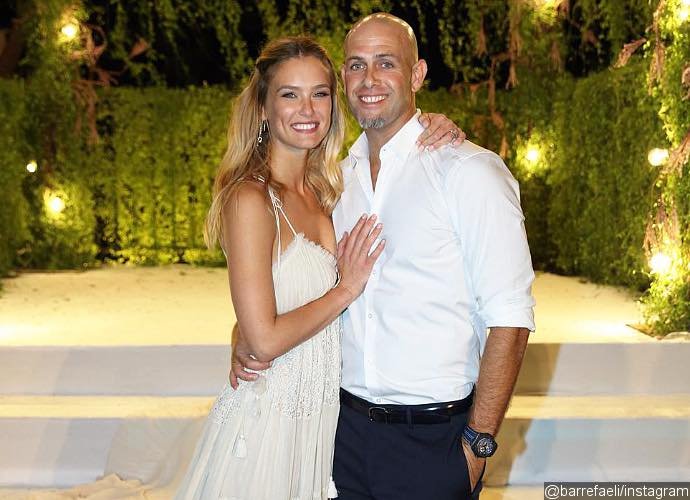 Bar Refaeli Shares First Photo From Her Wedding Day