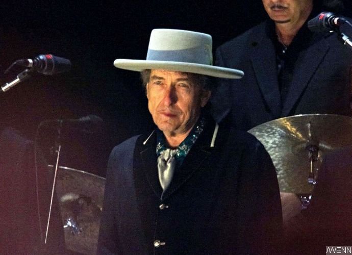 Bob Dylan Won't Attend Nobel Prize Ceremony due to 'Other Commitments'