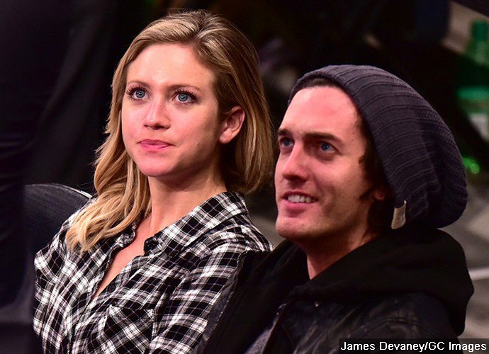 Hot New Couple! Brittany Snow Is Dating Andrew Jenks