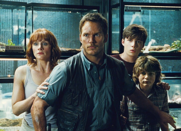 Bryce Dallas Howard Shares Emotional 'Jurassic World' Sequel Photo as Filming Wraps