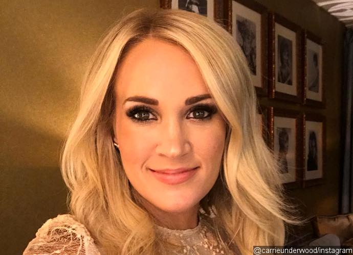 Carrie Underwood Shares First Selfie After Facial Injuries - How Does She Look Now?