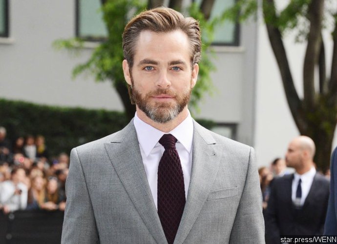 Chris Pine Says His Character in 'Wonder Woman' Is 'a Rogue-Ish'