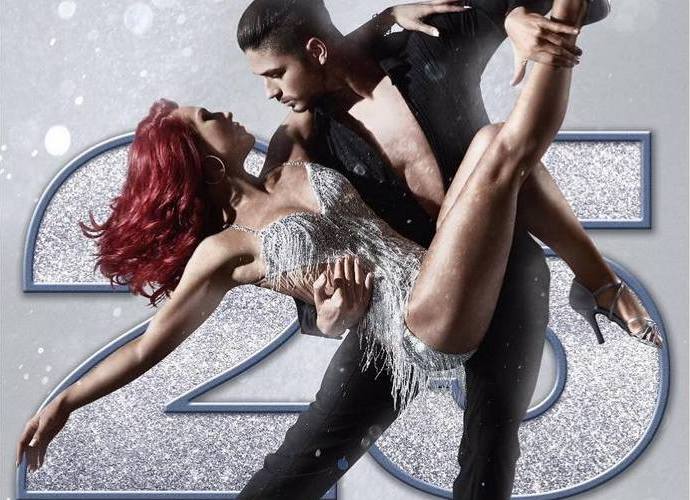 'Dancing with the Stars' Reveals Full Cast and Pairings for Season 25
