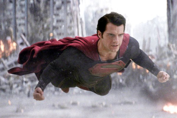 Zack Snyder Addresses the Ending of 'Man of Steel', Reveals the Relation with 'Batman v Superman'