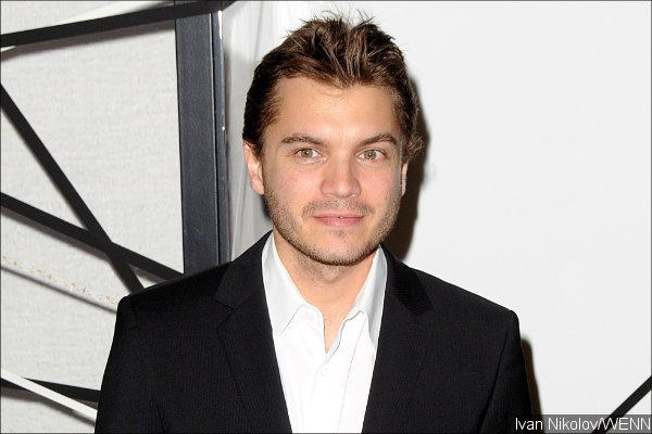 Emile Hirsch Is Charged With Assault for Choking Woman, Remains in Rehab