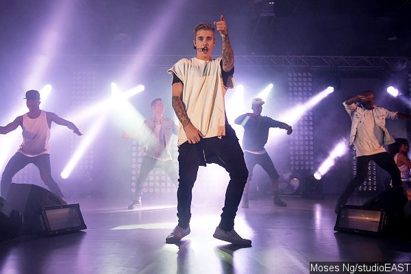 Video: Justin Bieber Plays Surprise Performance at Calvin Klein Event in Hong Kong