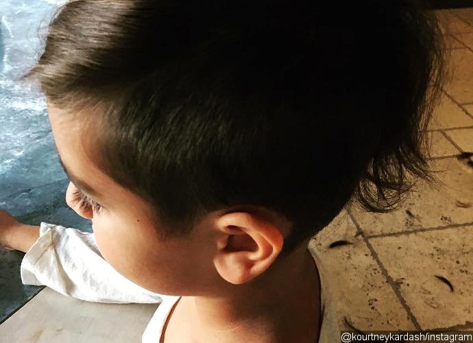 Look at Kourtney Kardashian Giving Her Son Mason Cool Haircut