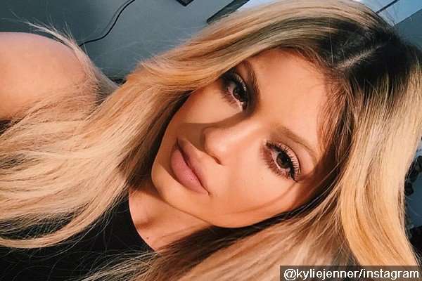 Kylie Jenner Bleaches Her Eyebrows for Elle Canada