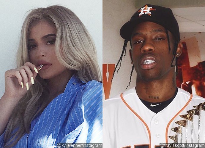 Where's Kylie Jenner? Pregnant Star Is MIA From Beau Travis Scott's NYE Show
