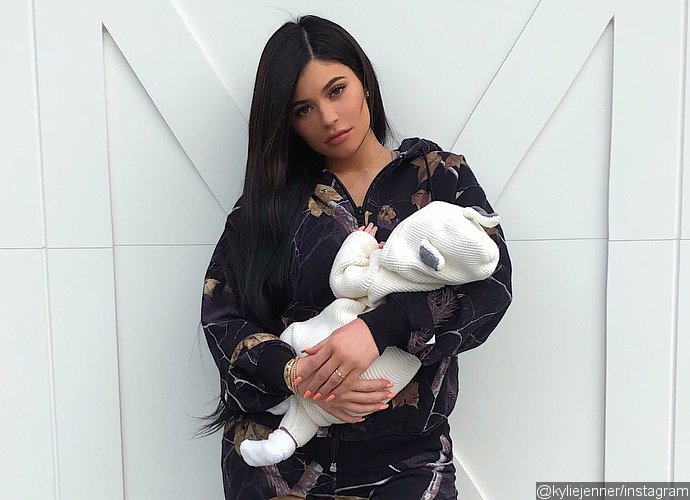 Kylie Jenner Mom-Shamed for Holding Daughter Stormi With Long Nails