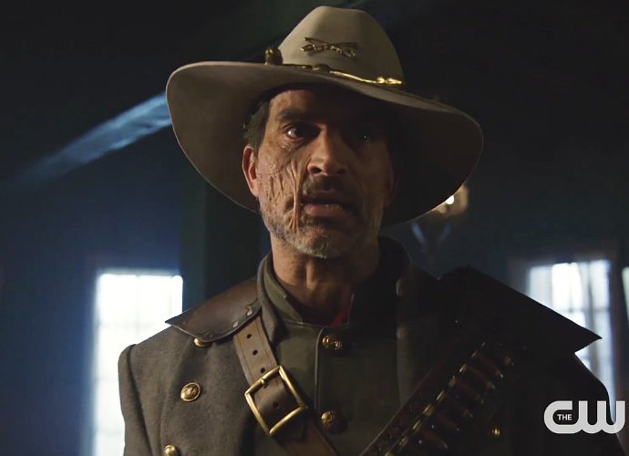 'Legends of Tomorrow' New Trailer Features Jonah Hex and Talia al Ghul