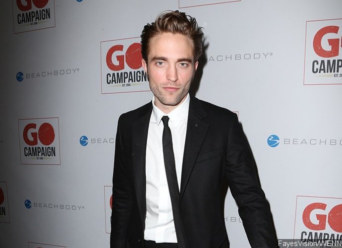 News Site Claims Robert Pattinson Comes Out as Gay in Interview. Does He?