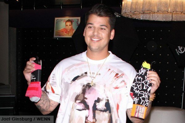 Report: Rob Kardashian Is Considering Gastric Bypass Surgery to Lose Weight