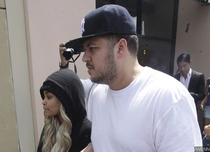 Rob Kardashian and Blac Chyna Put Their Wedding on Hold. Find Out Why!
