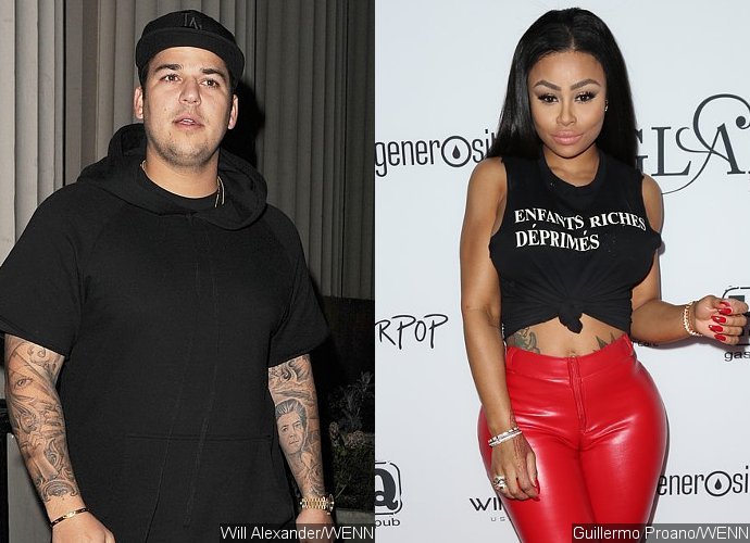Rob Kardashian Joins Snapchat, Girlfriend Blac Chyna Warns Other Users Not to Snap Her 'Boo'