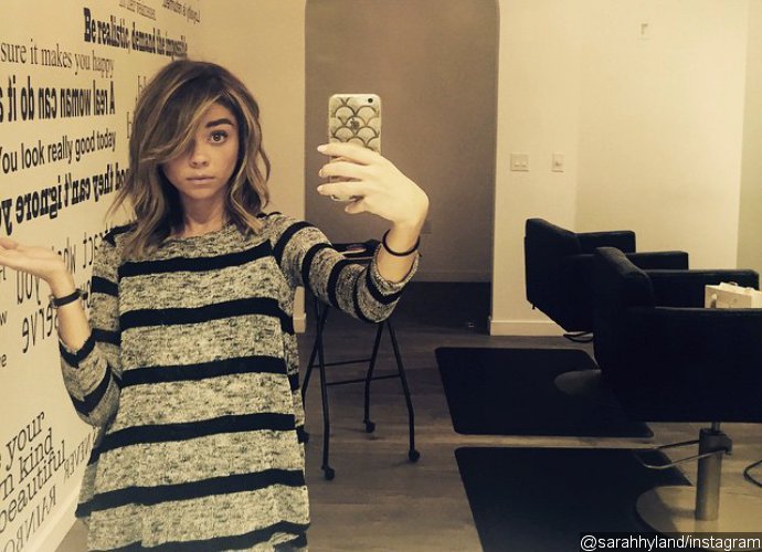 Sarah Hyland Claps Back at Tabloid for Plastic Surgery Rumor