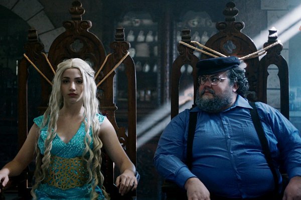 Video: Taylor Swift Combined With 'Game of Thrones' in 'Blank Space' Parody