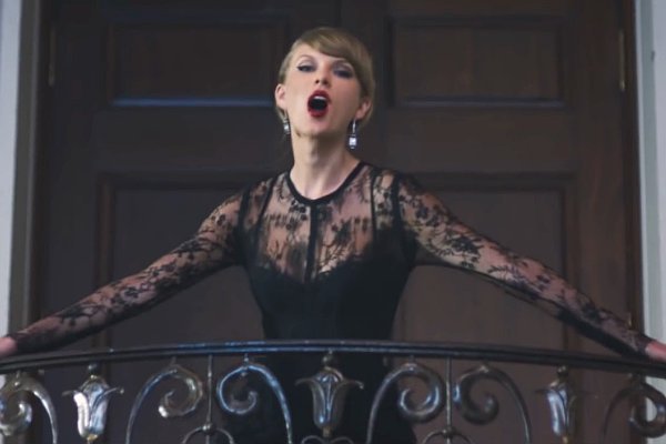 Taylor Swift's 'Blank Space' Video Becomes the Fastest to Reach 1 Billion Views on Vevo