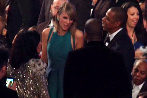 Video: Taylor Swift Seemingly Asks Jay-Z to Have Brunch With Her