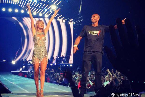 Taylor Swift Surprised by Kobe Bryant With 'Most Sold Out Performances' Banner at Staples Center
