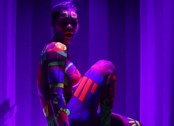 Teyana Taylor Releases NFSW Video for 'Drippin' Ft. Migos in Full