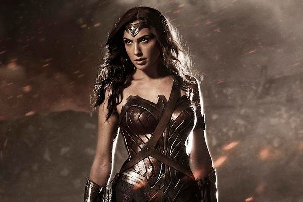 Warner Bros. Reportedly Working on Six Different 'Wonder Woman' Scripts