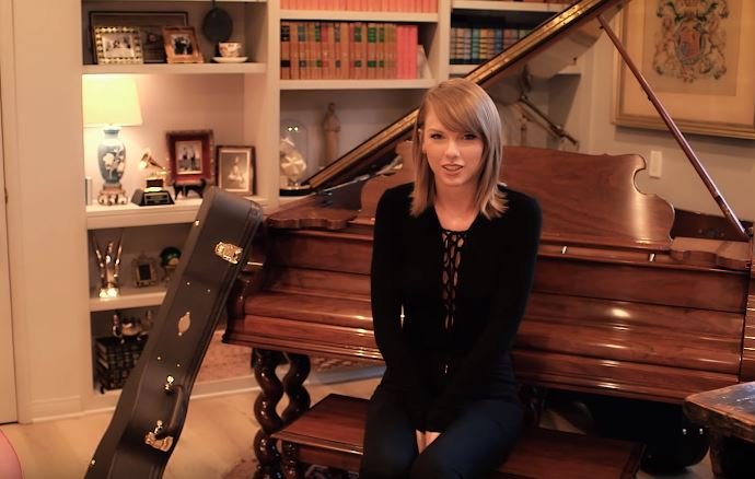 Watch Taylor Swift Give a Home Tour While Answering Vogue's '73 Questions'