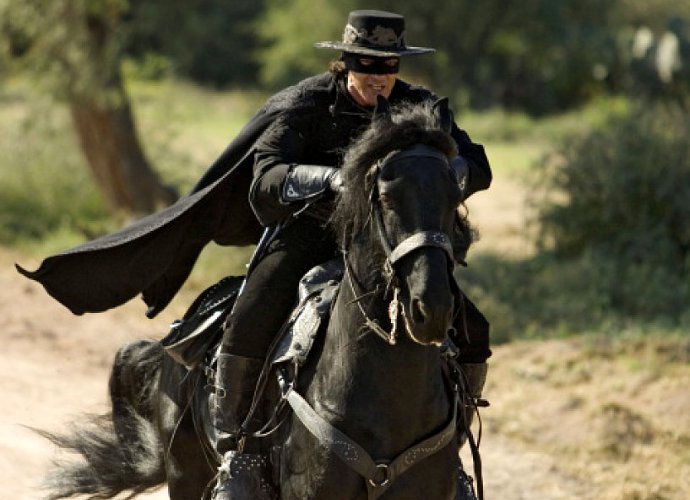 'Zorro' Reboot Hires 'Gravity' Scribe as Director and Writer