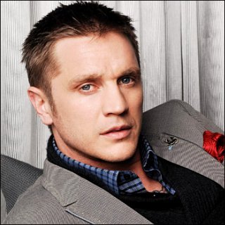 Devon Sawa Profile Photo