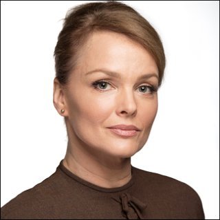 Dina Meyer Profile Photo