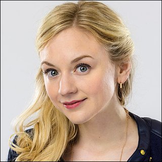 Emily Kinney Profile Photo