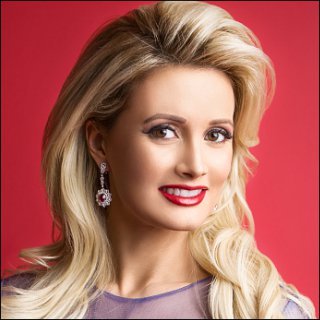 Holly Madison Profile Photo