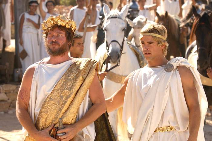 Val Kilmer and Colin Farrell in Oliver Stone' Alexander (2004)