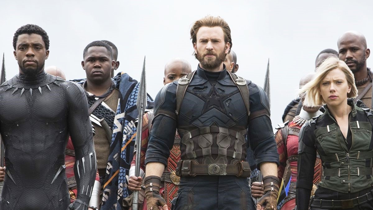 Chadwick Boseman, Chris Evans and Scarlett Johansson in Marvel Studios' Avengers: Infinity War (2018)
