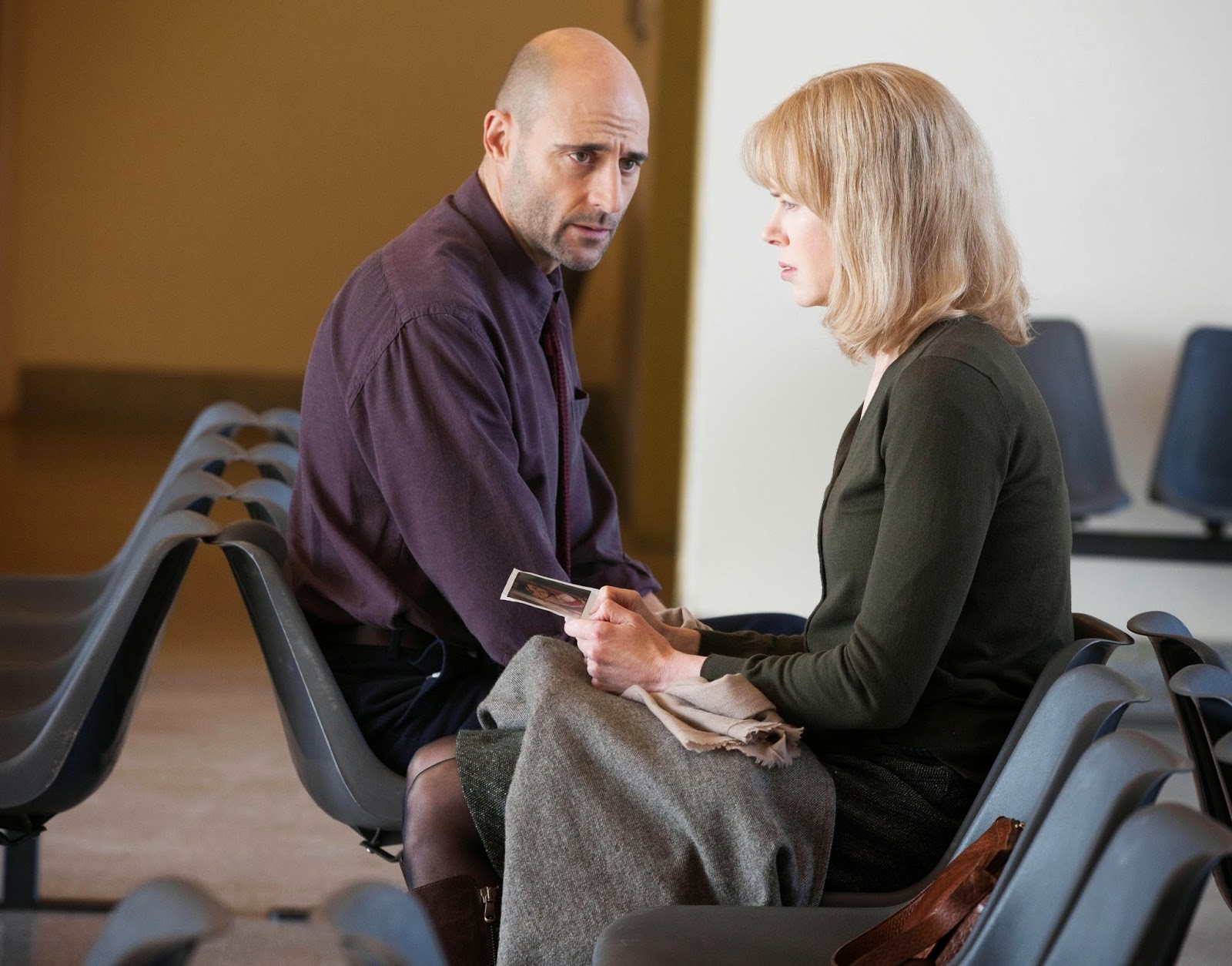 Mark Strong stars as Dr. Nash and Nicole Kidman stars as Christine Lucas in Clarius Entertainment's Before I Go to Sleep (2014)