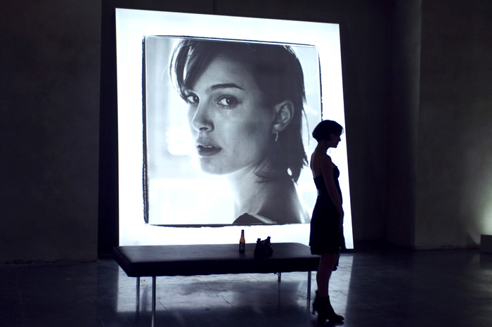 Natalie Portman as Alice in Columbia Pictures' Closer (2004)