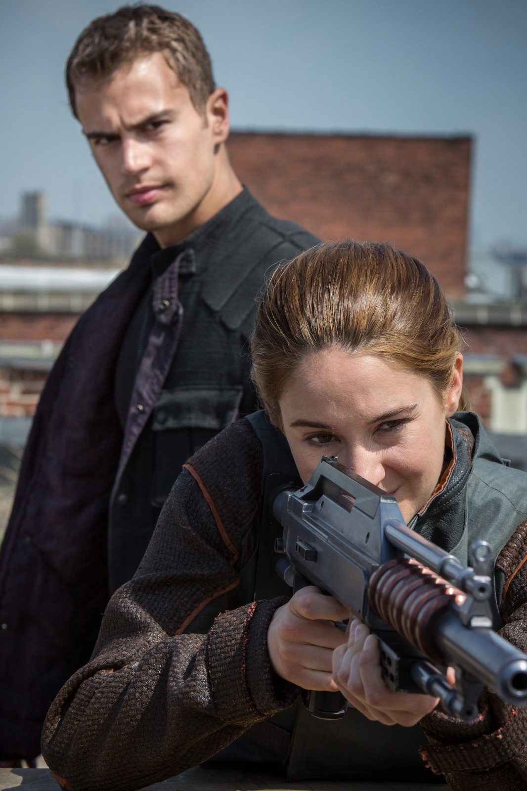 Theo James stars as Four and Shailene Woodley stars as Beatrice Prior/Tris in Summit Entertainment's Divergent (2014)